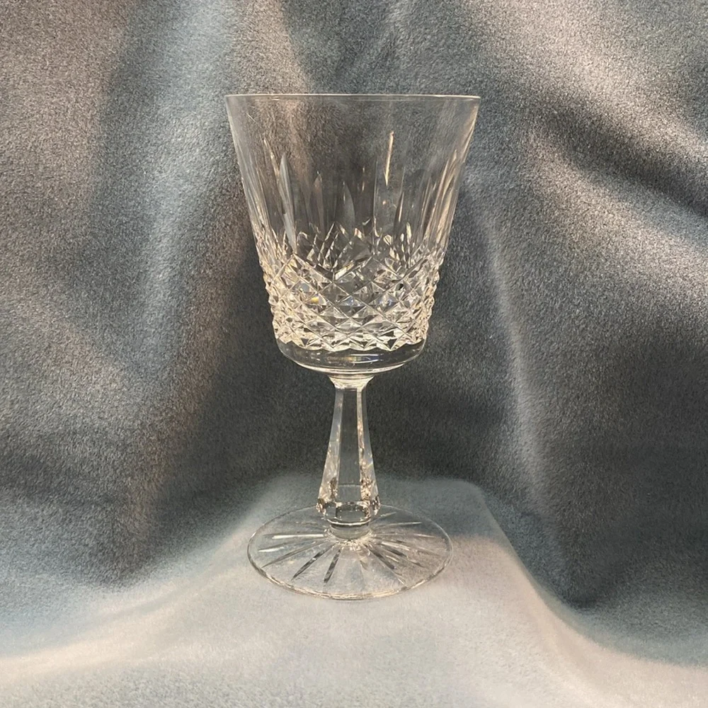 Elegant Waterford Crystal Water Goblet 6-7/8 inch Kenmare Cut collection.